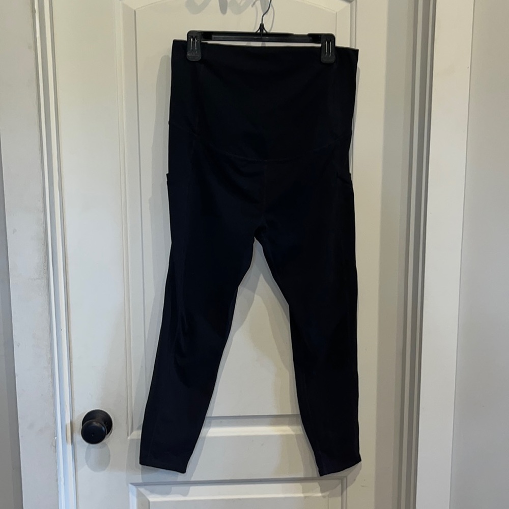 Maternity Fabletics Leggings